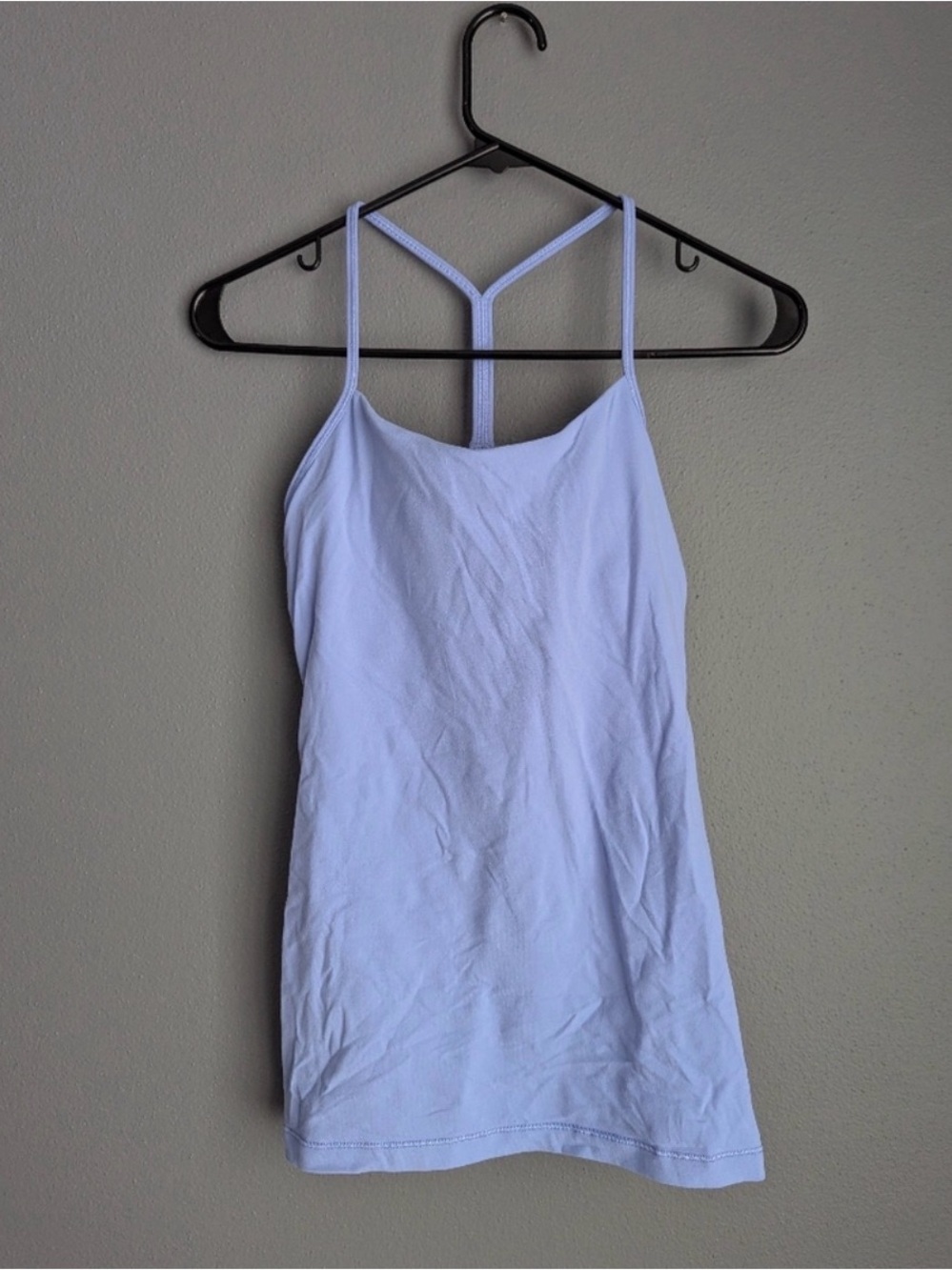 Lululemon tank top size 6 periwinkle/ light blue 13x24 - 87